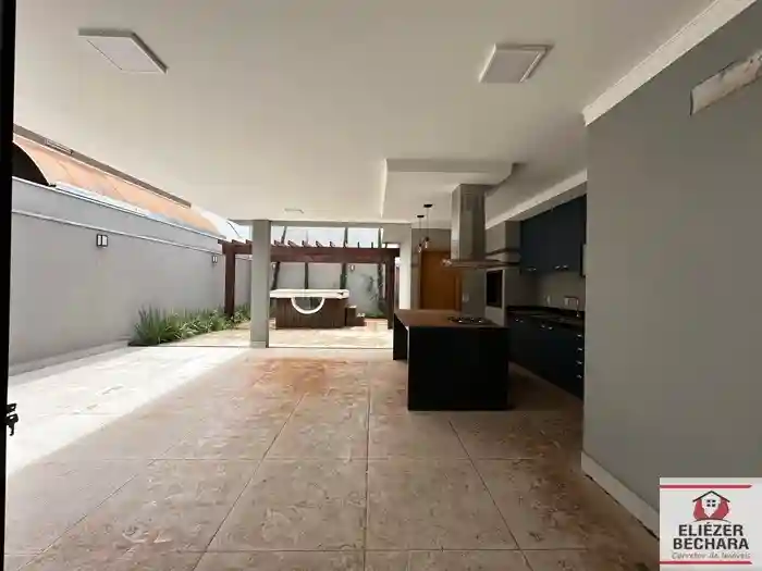 Casa com 3 quartos à venda, 216m² — foto 10 de 26