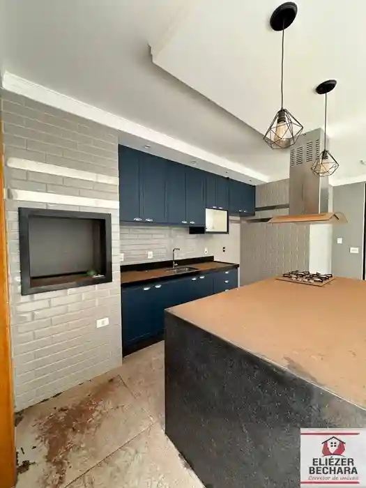 Casa com 3 quartos à venda, 216m² — foto 12 de 26