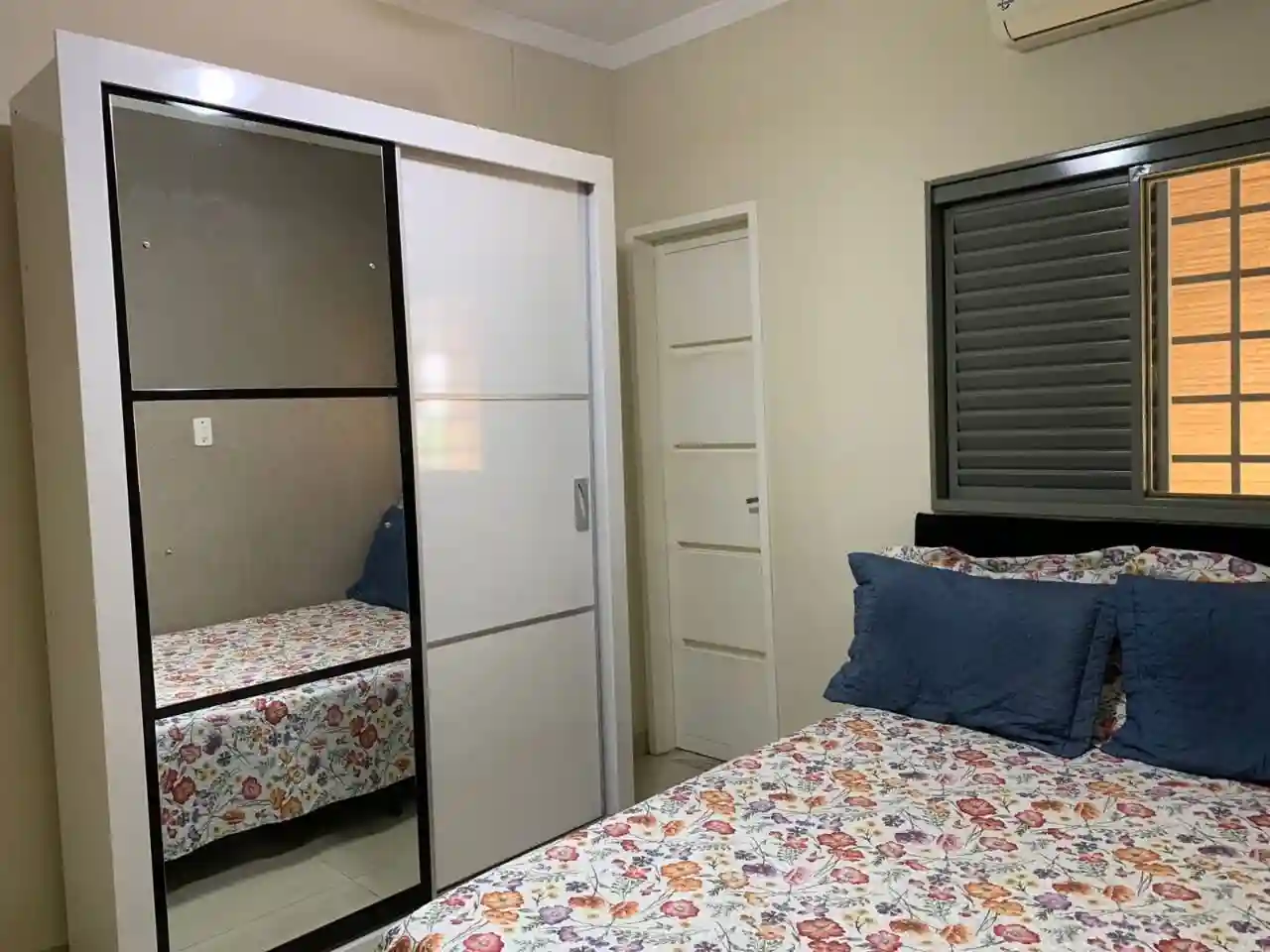 Casa com 3 quartos à venda, 320m² — foto 2 de 45