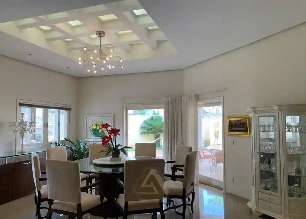 Casa de Condomínio com 3 quartos à venda, 984m² — foto 2 de 10