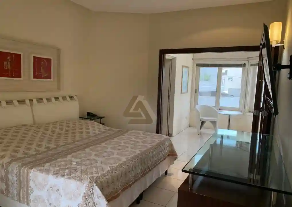 Casa de Condomínio com 3 quartos à venda, 984m² — foto 4 de 10