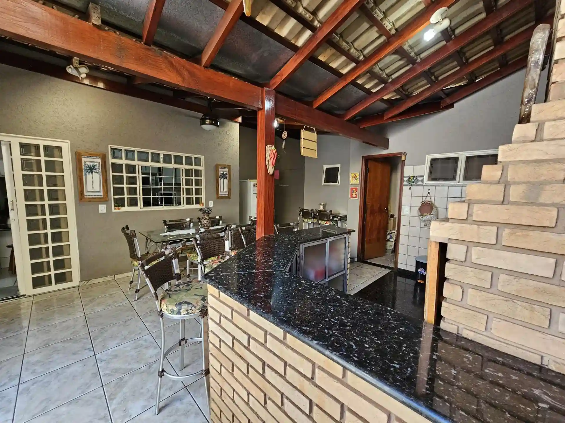 Casa com 4 quartos à venda, 217m² — foto 31 de 32
