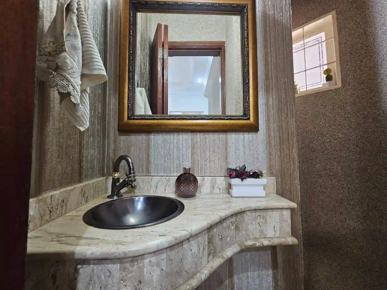 Casa com 4 quartos à venda, 217m² — foto 11 de 32