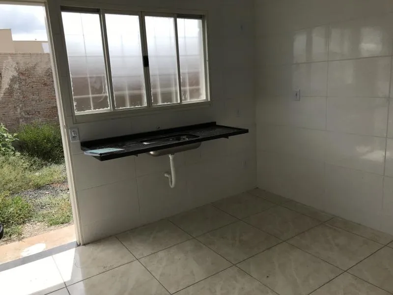 Casa à venda — foto 1 de 3