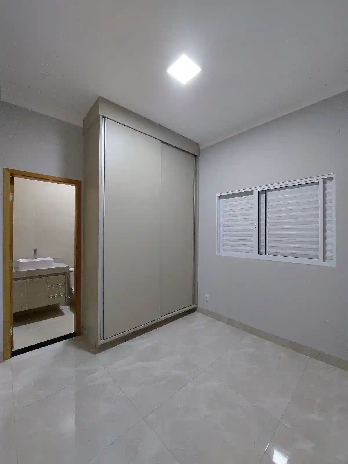 Casa de Condomínio com 3 quartos à venda, 150m² — foto 4 de 14