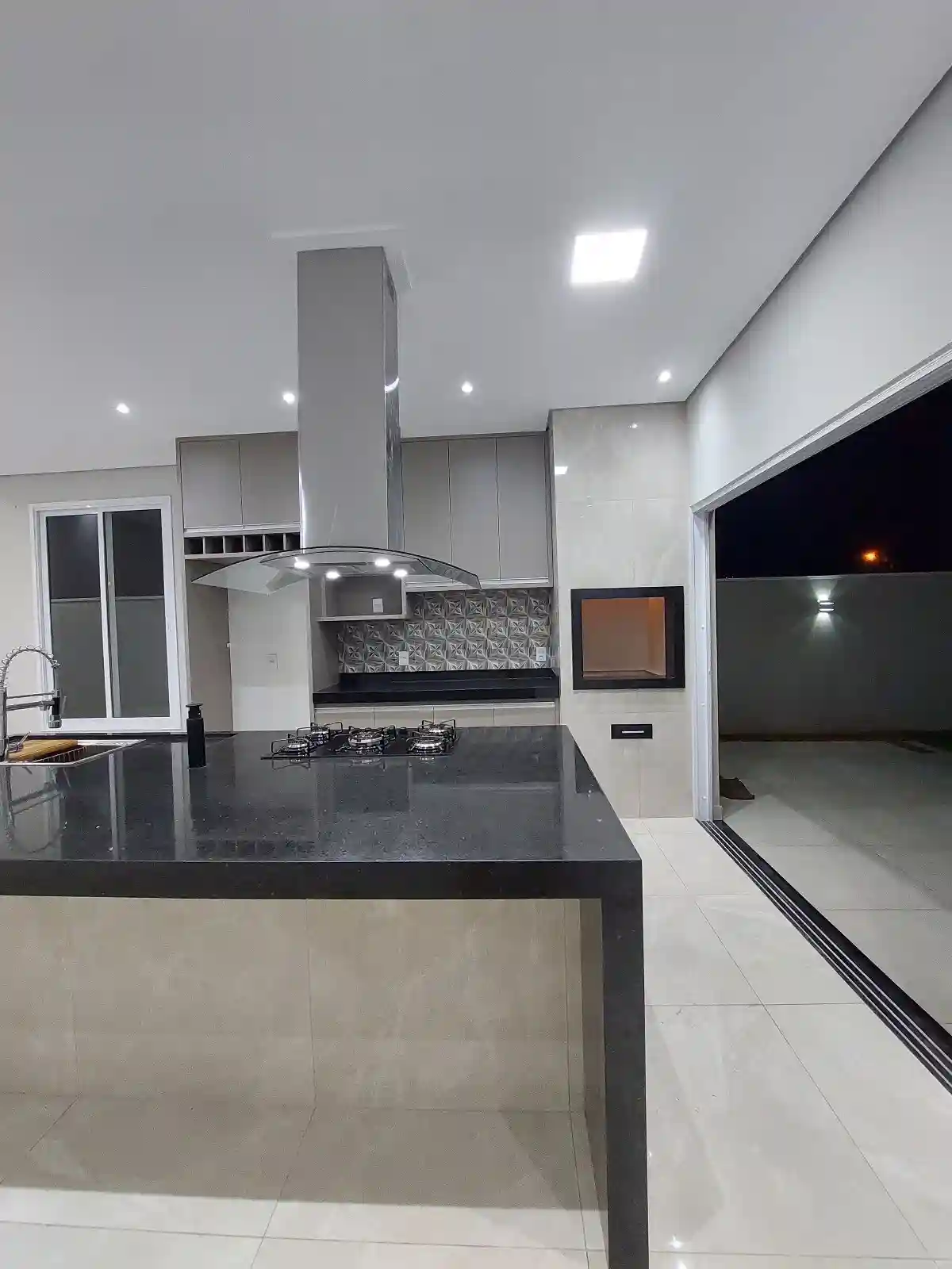 Casa de Condomínio com 3 quartos à venda, 150m² — foto 7 de 14