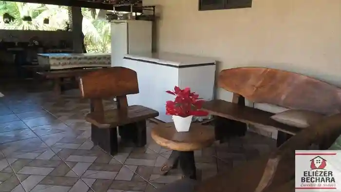 Fazenda / Sítio / Chácara com 2 quartos à venda, 3000m² — foto 2 de 10