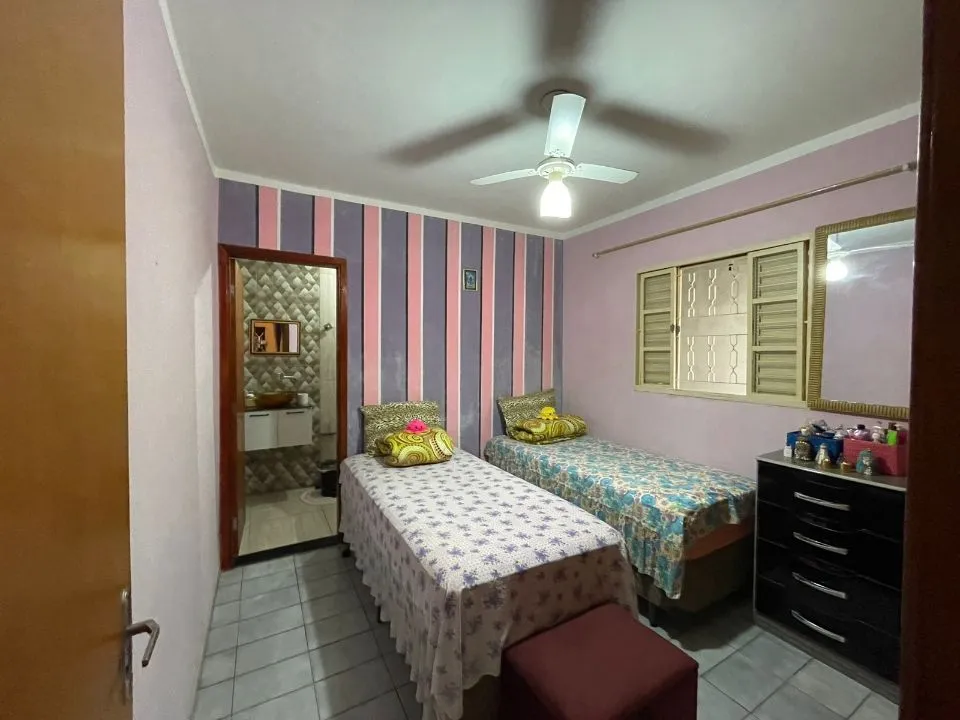 Casa com 2 quartos à venda, 260m² — foto 4 de 7