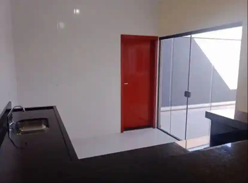 Casa com 3 quartos à venda, 200m² — foto 8 de 10