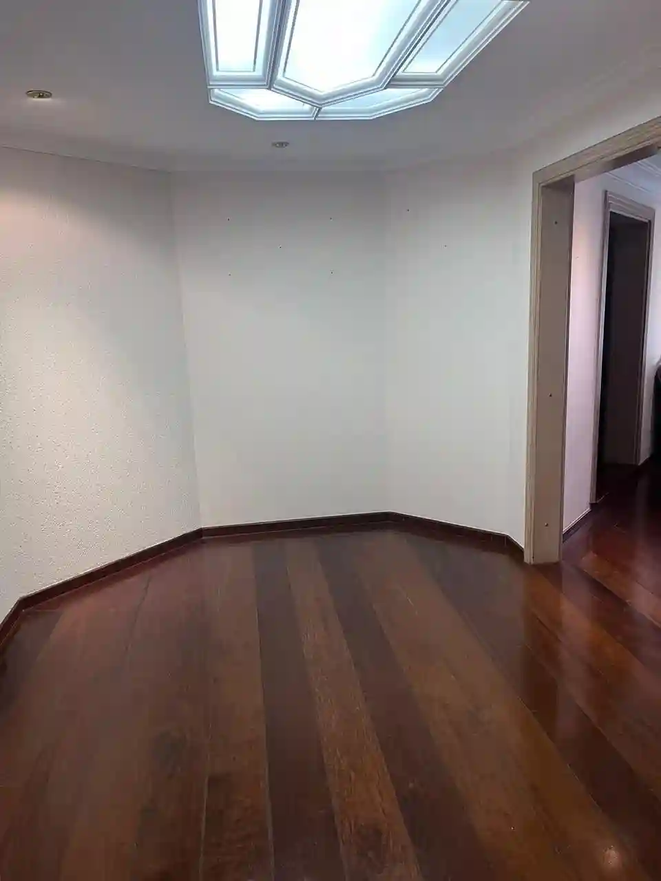 Apartamento com 3 quartos à venda, 168m² — foto 2 de 16