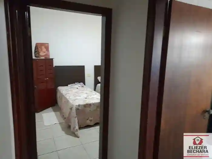 Casa com 3 quartos à venda, 234m² — foto 5 de 12