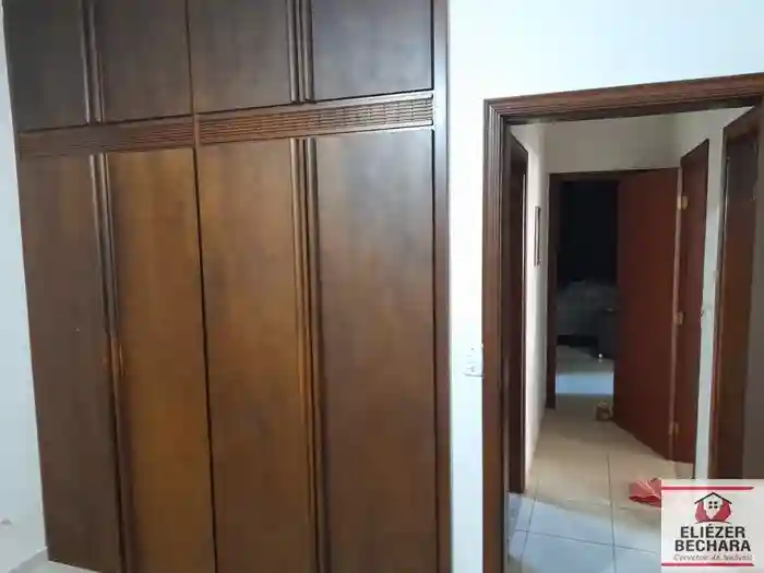 Casa com 3 quartos à venda, 234m² — foto 11 de 12