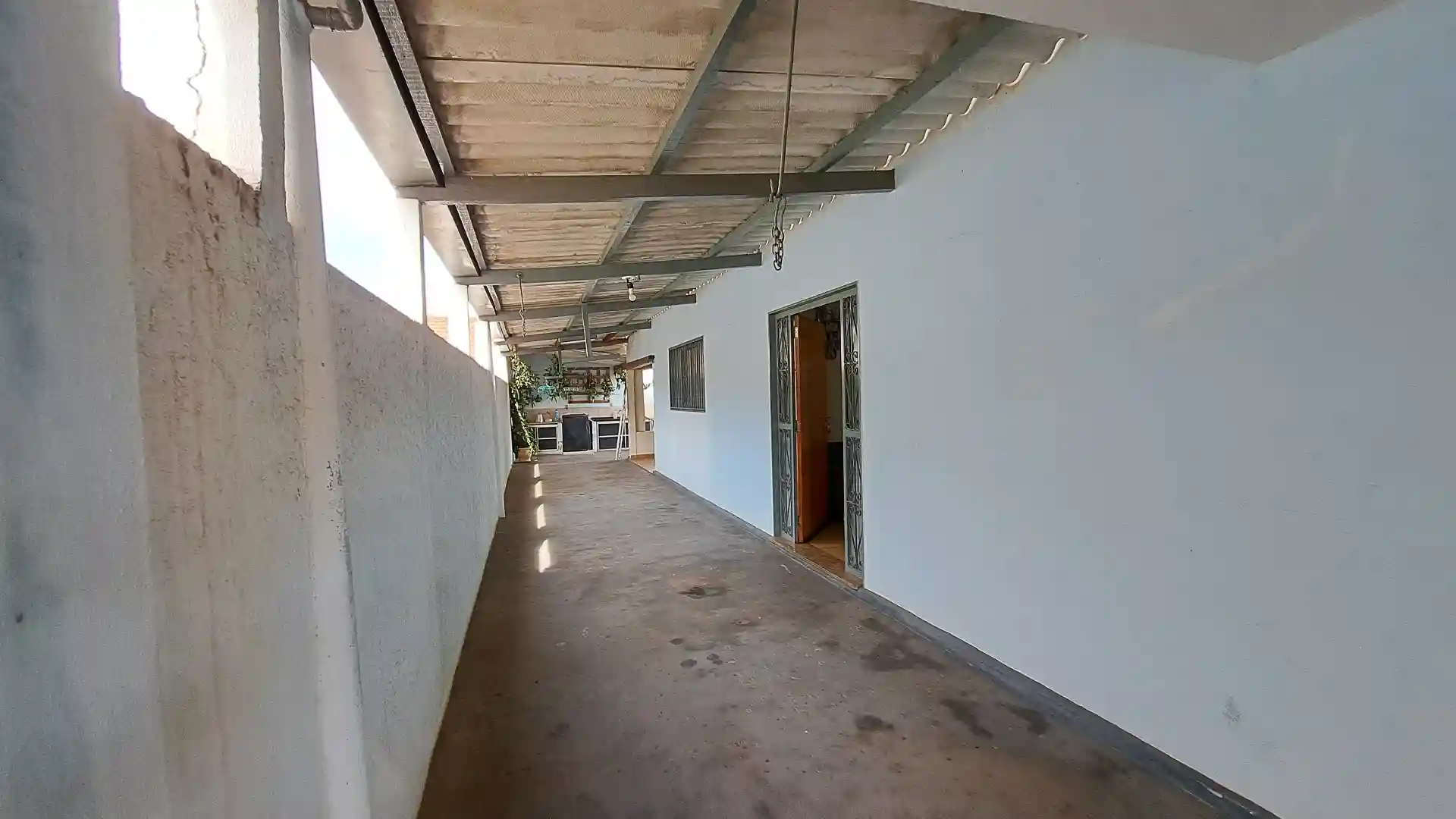 Casa com 3 quartos à venda, 360m² — foto 3 de 29