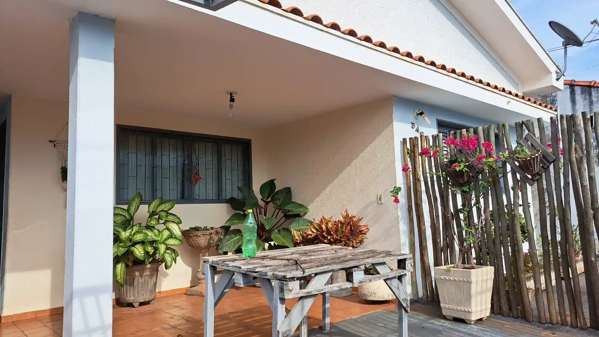 Casa com 3 quartos à venda, 360m² — foto 2 de 29