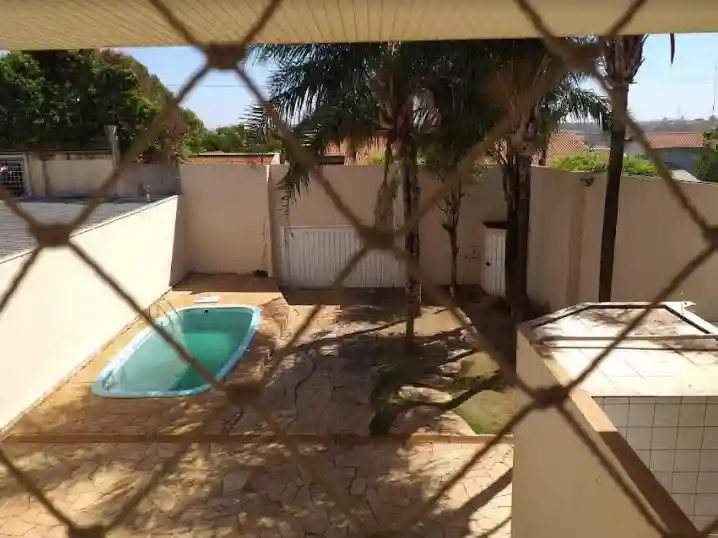 Casa com 3 quartos à venda, 310m² — foto 14 de 18
