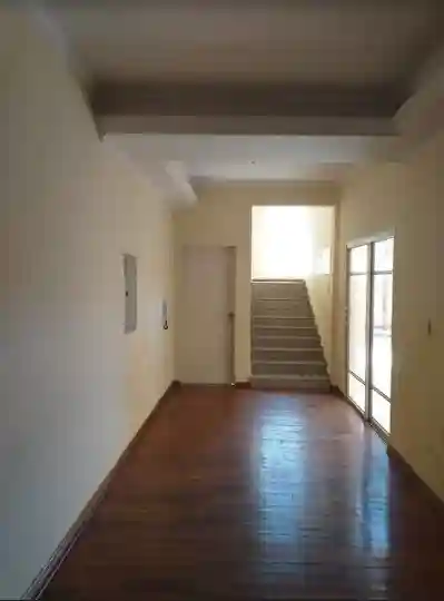 Casa com 3 quartos à venda, 310m² — foto 8 de 18