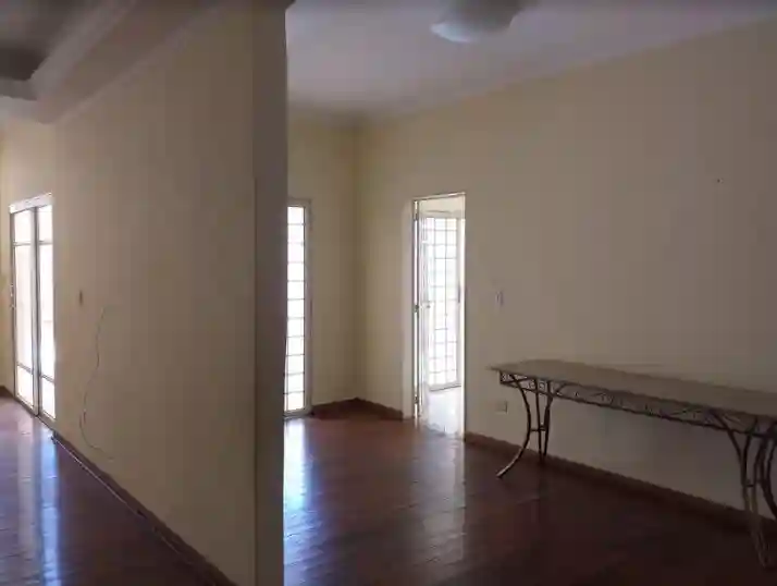 Casa com 3 quartos à venda, 310m² — foto 7 de 18