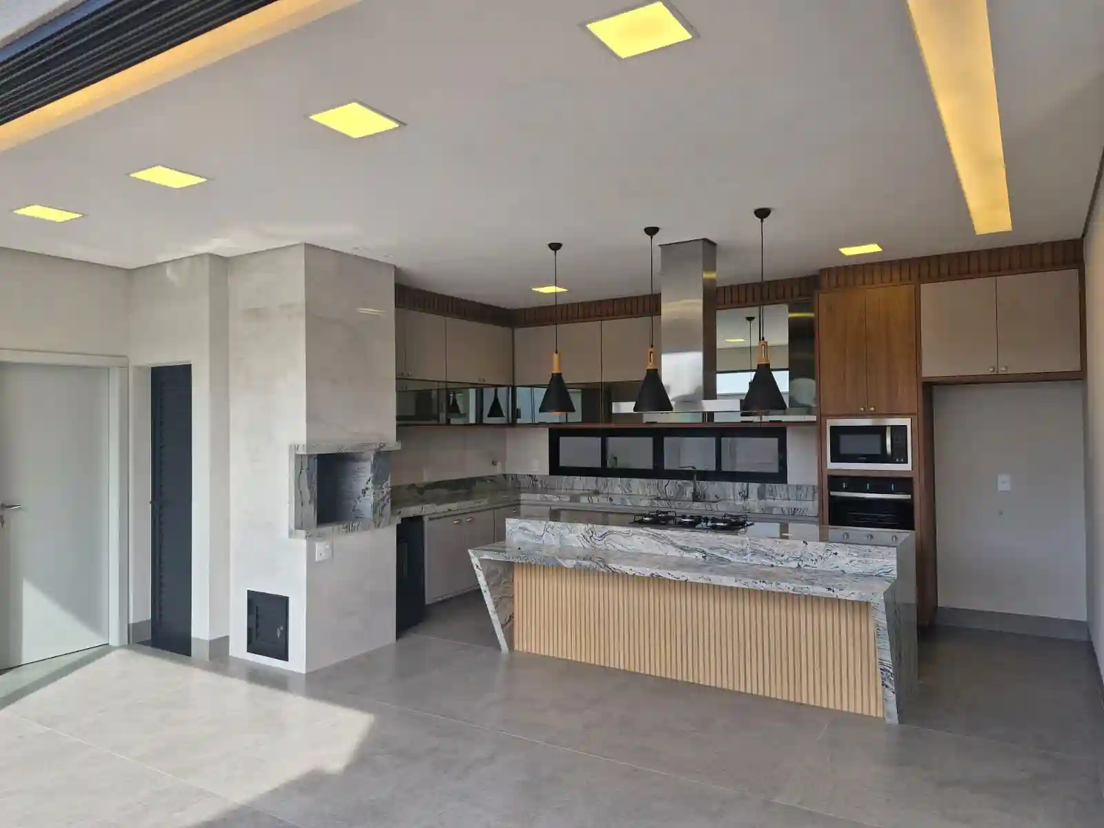 Casa de Condomínio com 3 quartos à venda, 405m² — foto 13 de 28