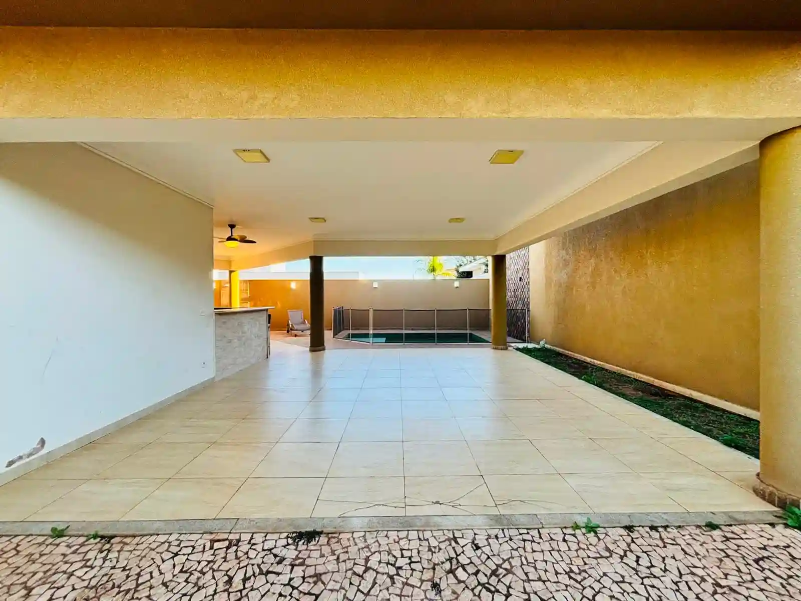 Casa de Condomínio com 3 quartos à venda, 256m² — foto 42 de 59