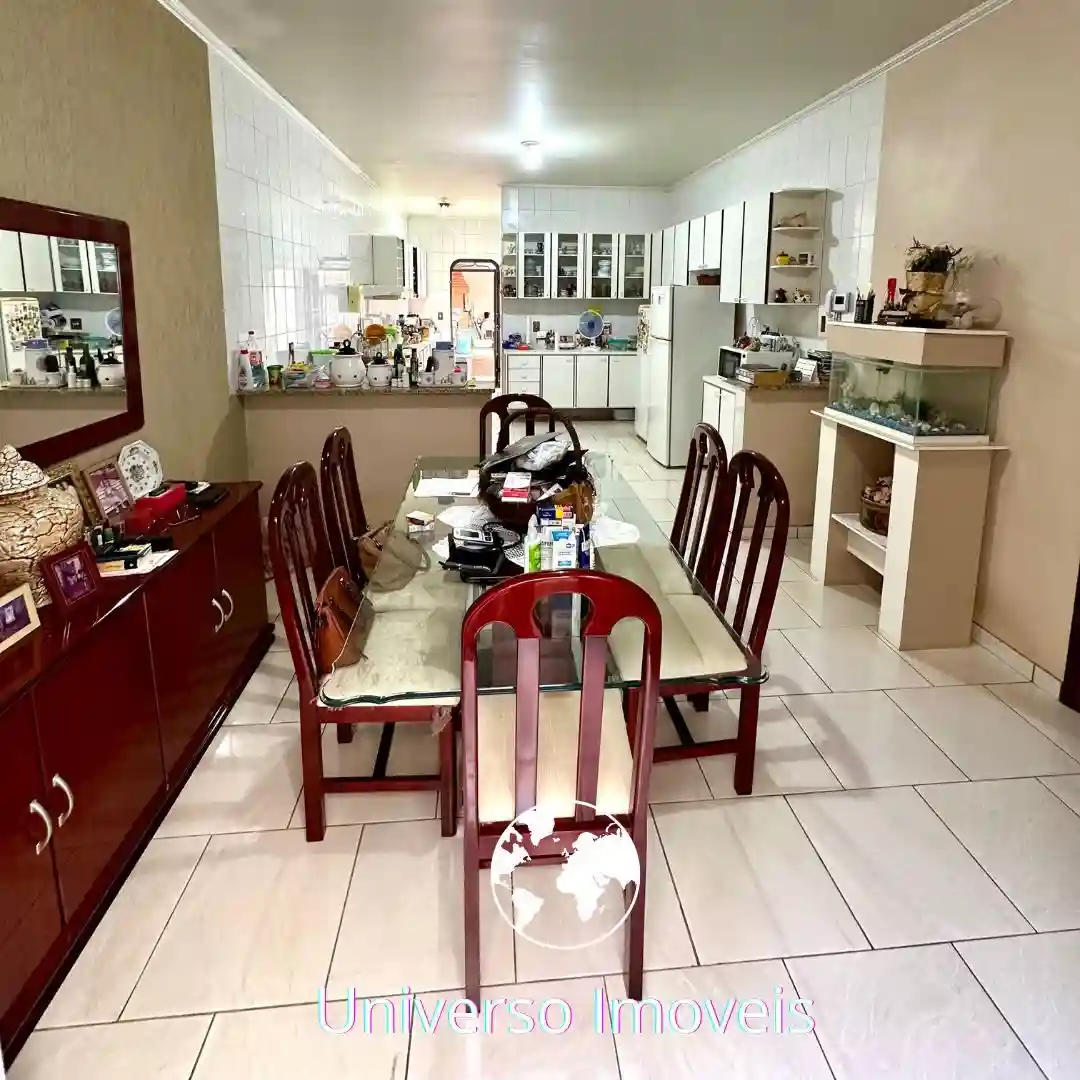 Casa com 4 quartos à venda, 199m² — foto 13 de 17