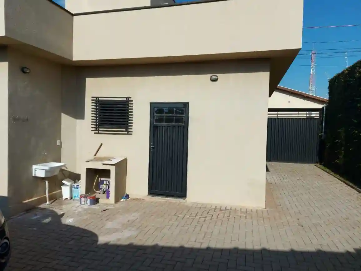 Imóvel Comercial com 5 quartos para aluguel, 90m² — foto 4 de 16