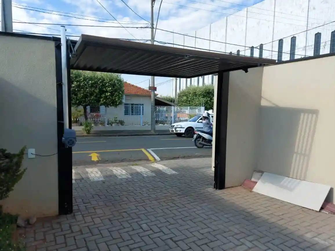 Imóvel Comercial com 5 quartos para aluguel, 90m² — foto 3 de 16