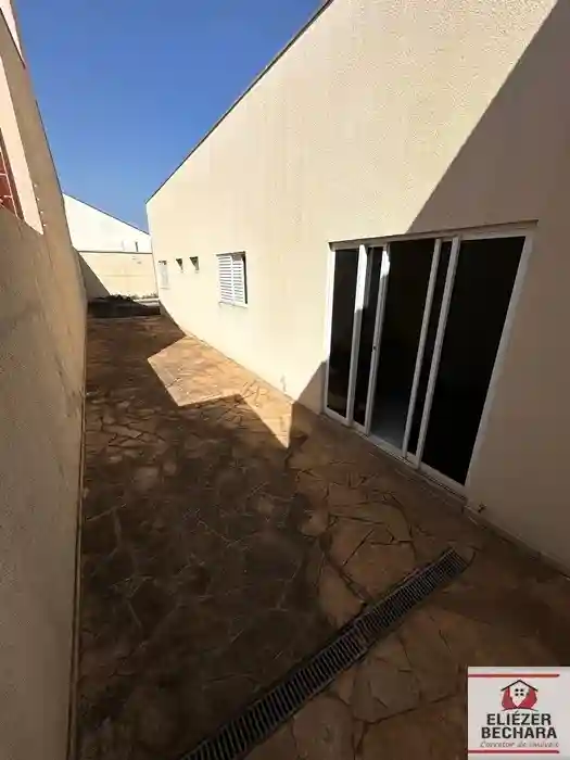 Casa com 3 quartos à venda, 140m² — foto 24 de 25