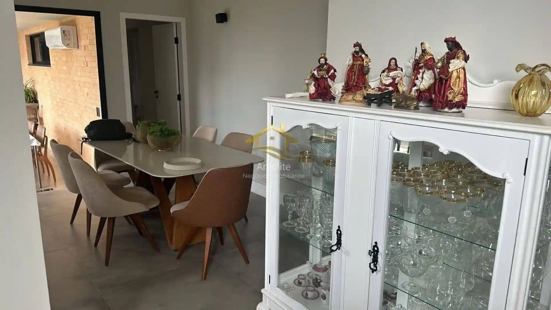Casa de Condomínio com 4 quartos à venda, 243m² — foto 7 de 20