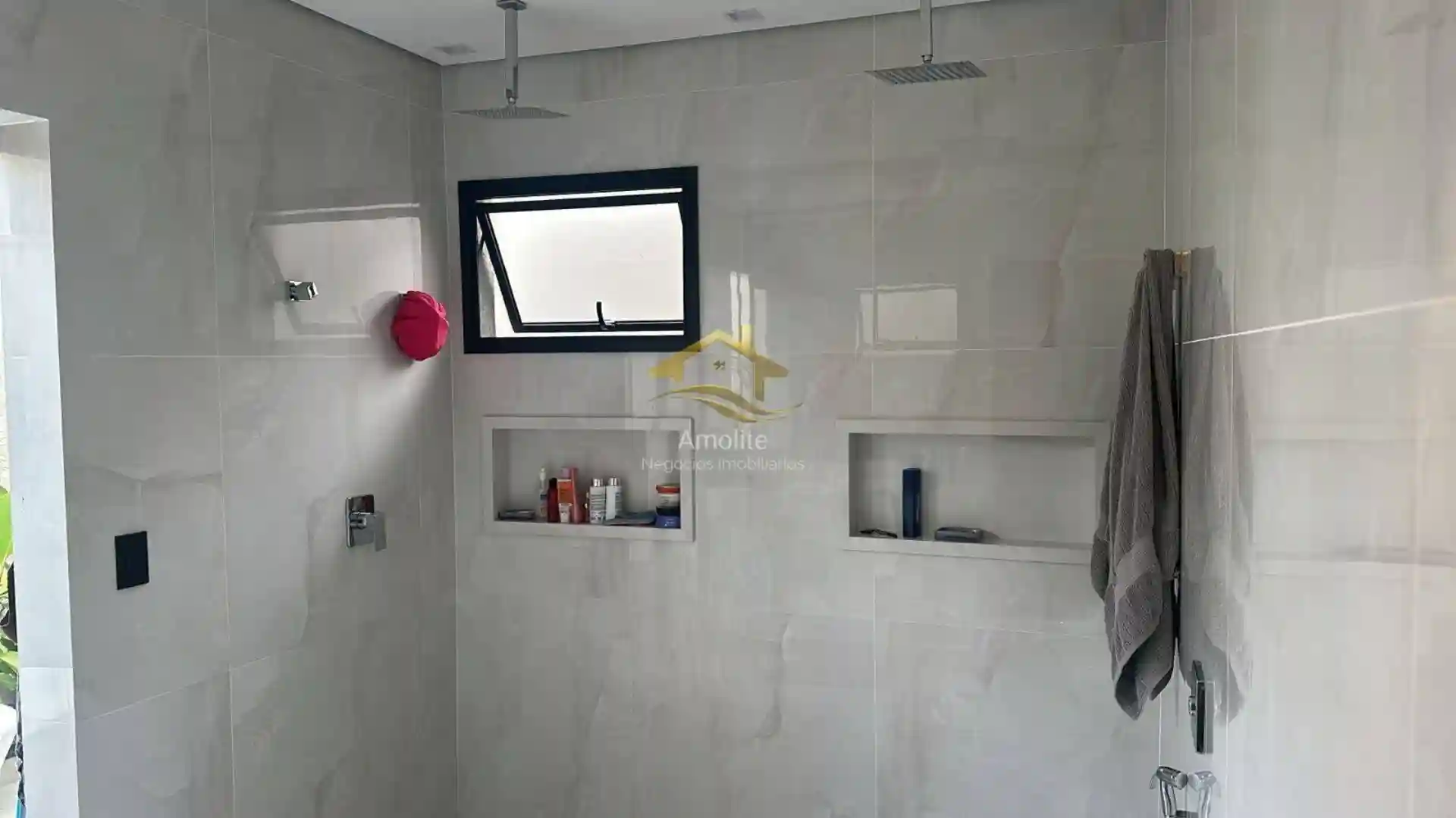 Casa de Condomínio com 4 quartos à venda, 243m² — foto 10 de 20