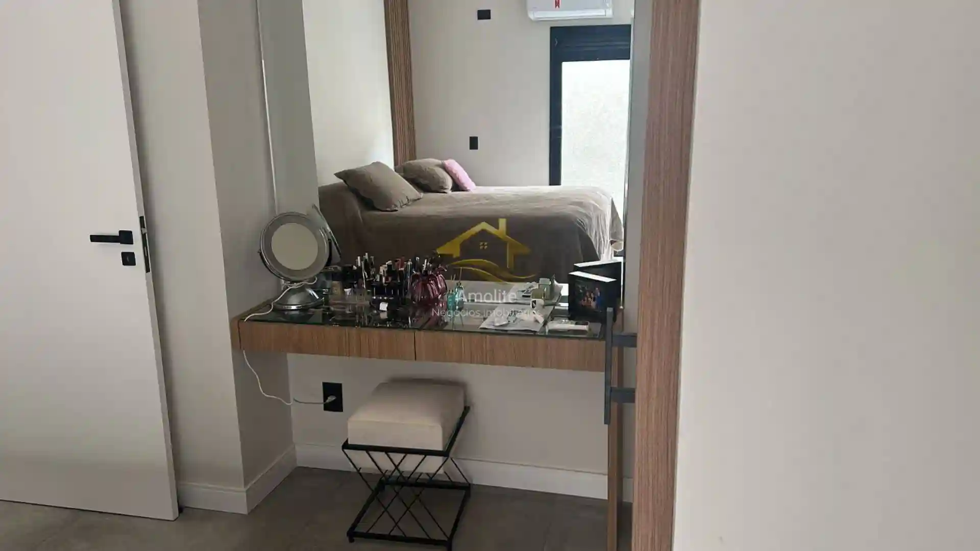 Casa de Condomínio com 4 quartos à venda, 243m² — foto 13 de 20