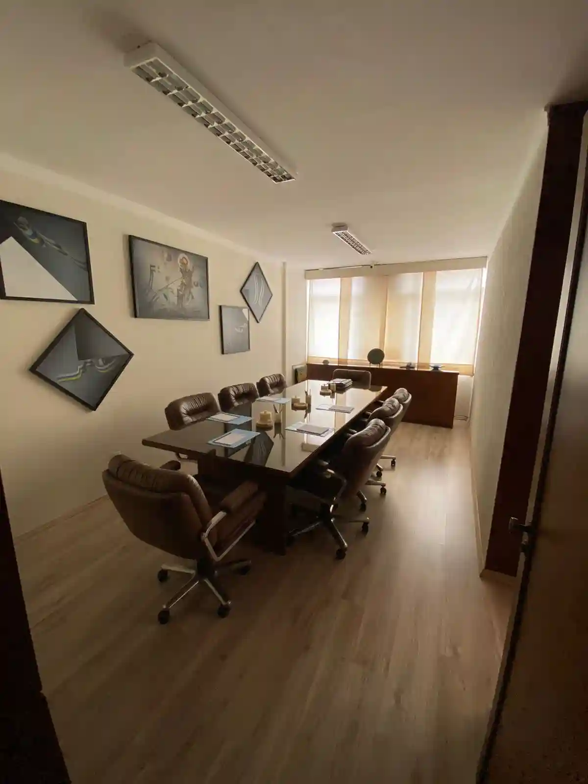Conjunto Comercial / Sala  à venda, 99m² — foto 1 de 7