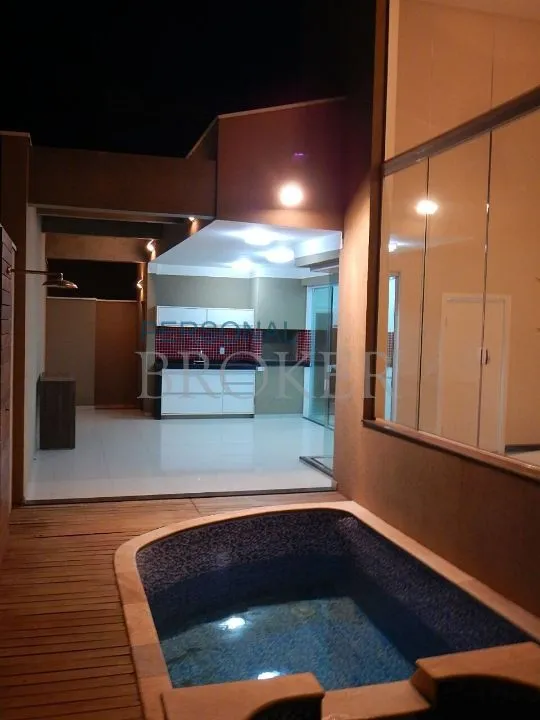 Casa de Condomínio à venda — foto 2 de 2