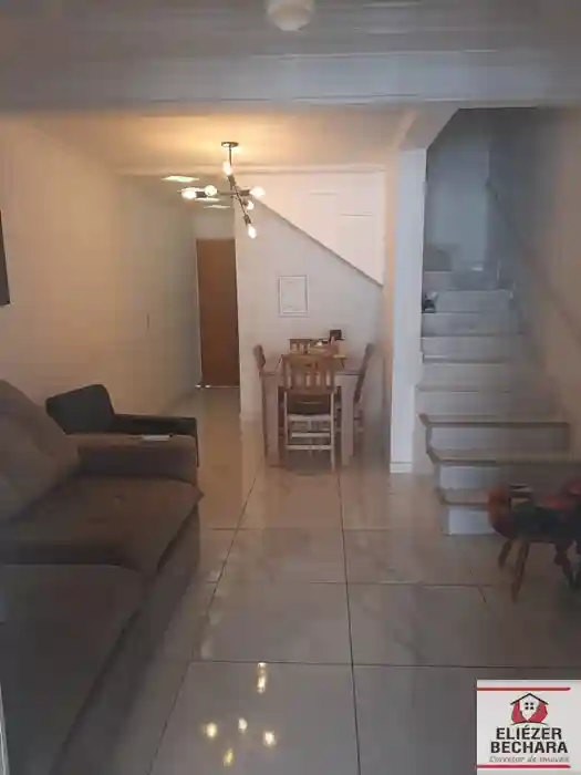 Casa de Condomínio à venda — foto 1 de 20