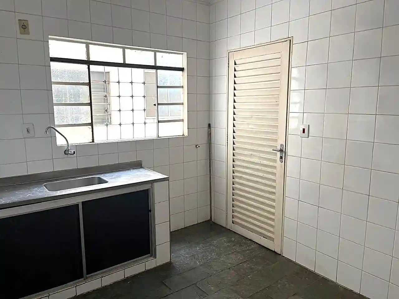 Apartamento com 2 quartos para aluguel, 60m² — foto 8 de 9