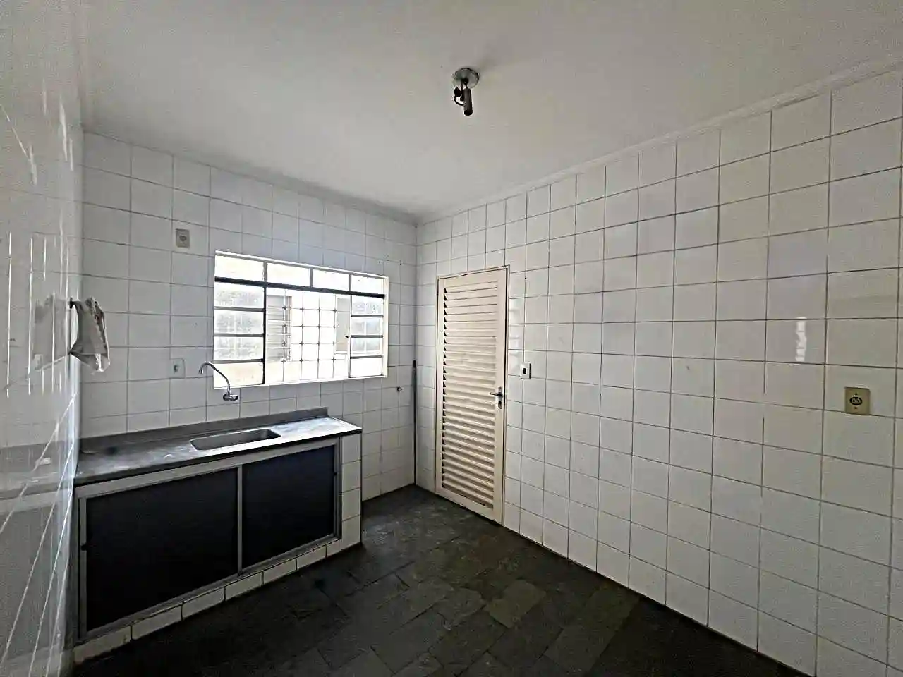 Apartamento com 2 quartos para aluguel, 60m² — foto 9 de 9