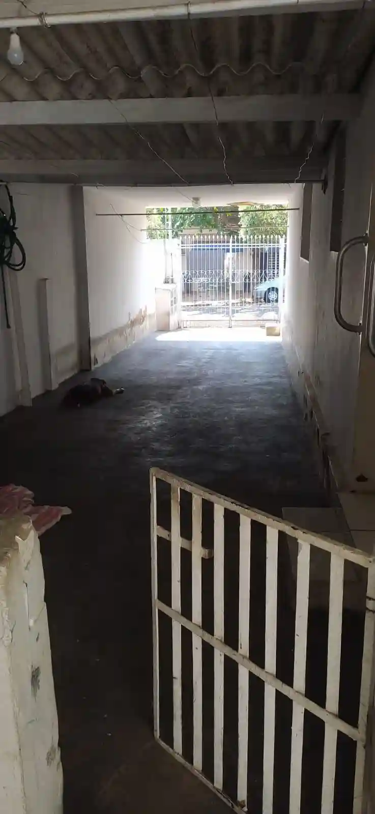 Casa com 2 quartos à venda, 242m² — foto 2 de 12