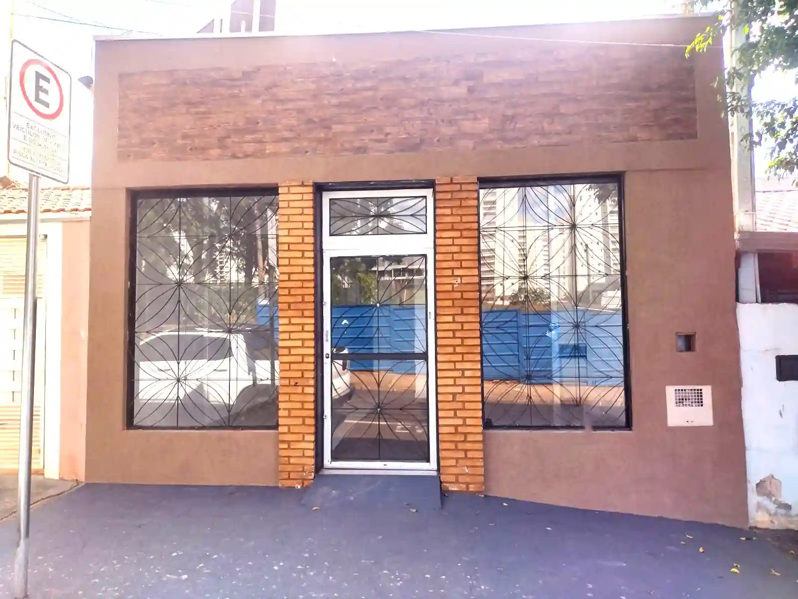 Loja / Salão / Ponto Comercial  à venda, 150m² — foto 1 de 10