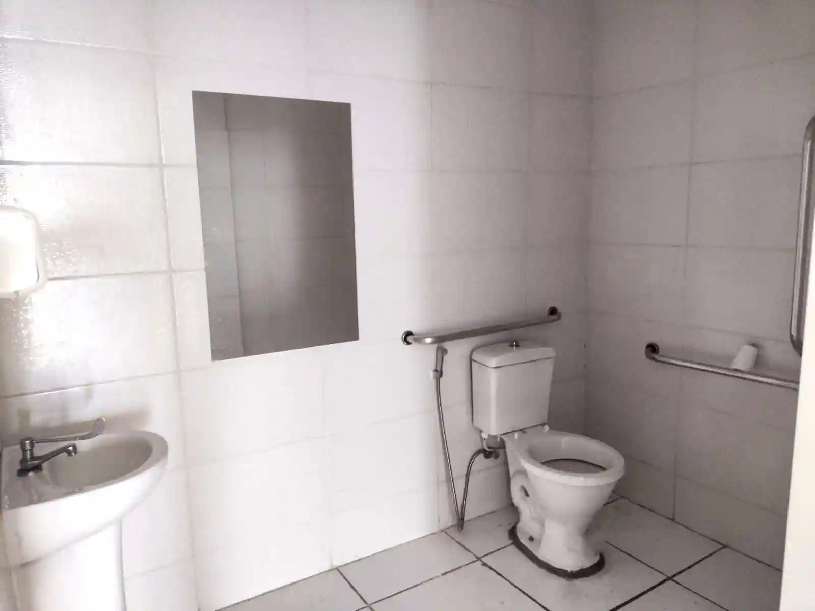 Loja / Salão / Ponto Comercial  à venda, 150m² — foto 5 de 10