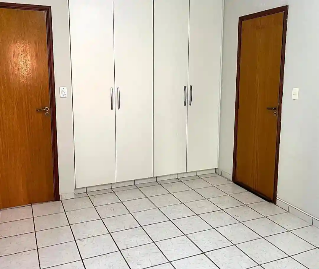 Apartamento com 3 quartos à venda, 90m² — foto 4 de 10