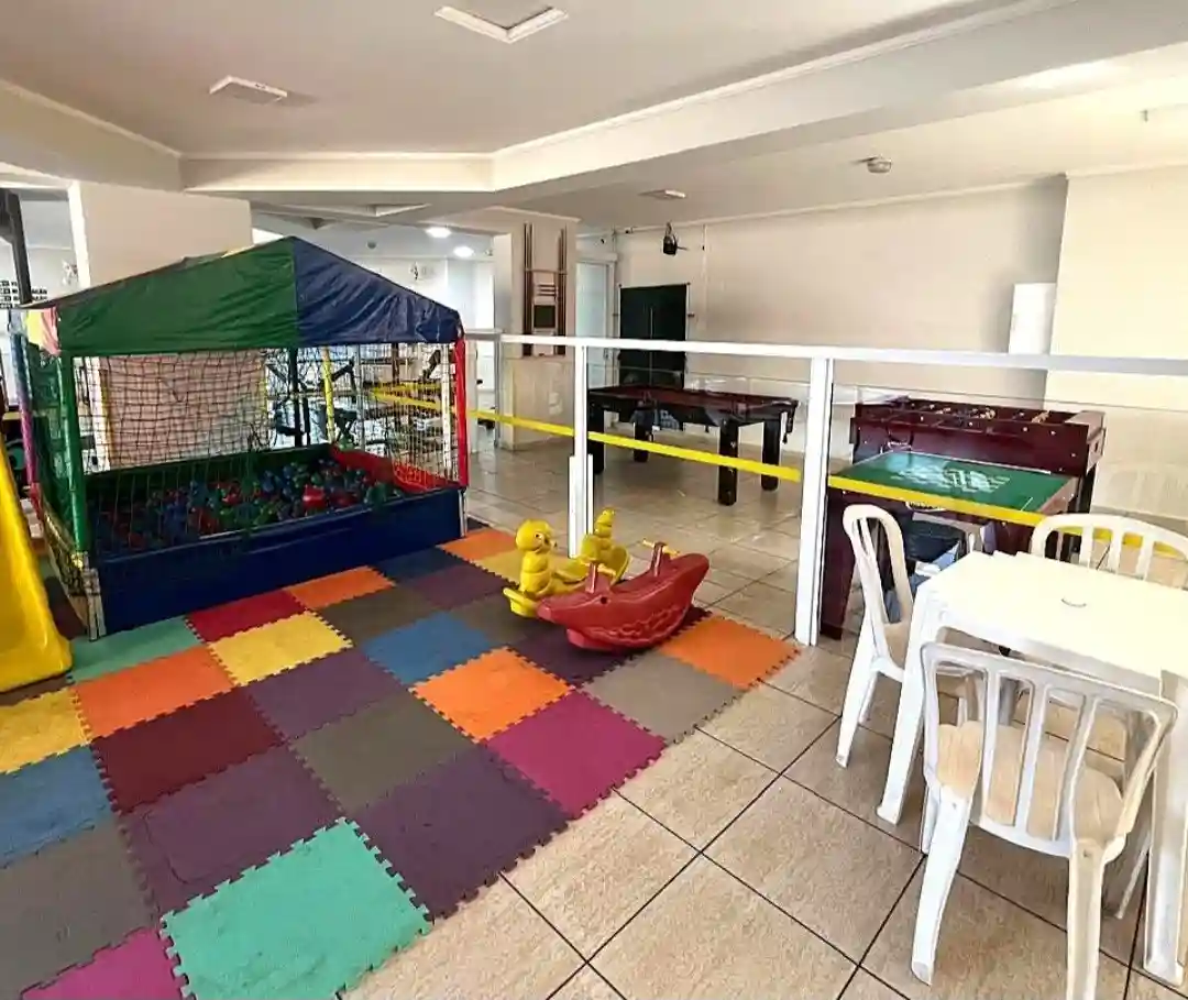 Apartamento com 3 quartos à venda, 90m² — foto 8 de 10