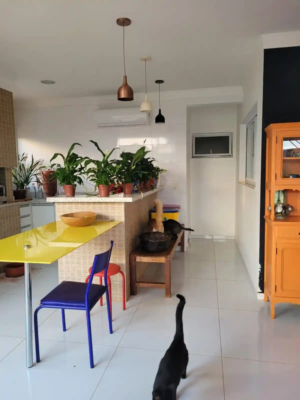 Casa de Condomínio com 4 quartos para aluguel, 214m² — foto 7 de 31
