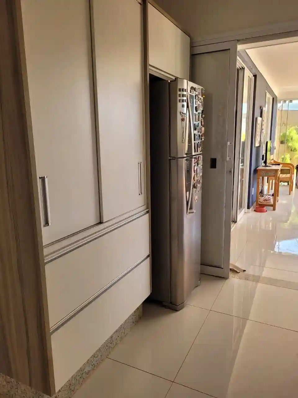 Casa de Condomínio com 4 quartos para aluguel, 214m² — foto 13 de 31