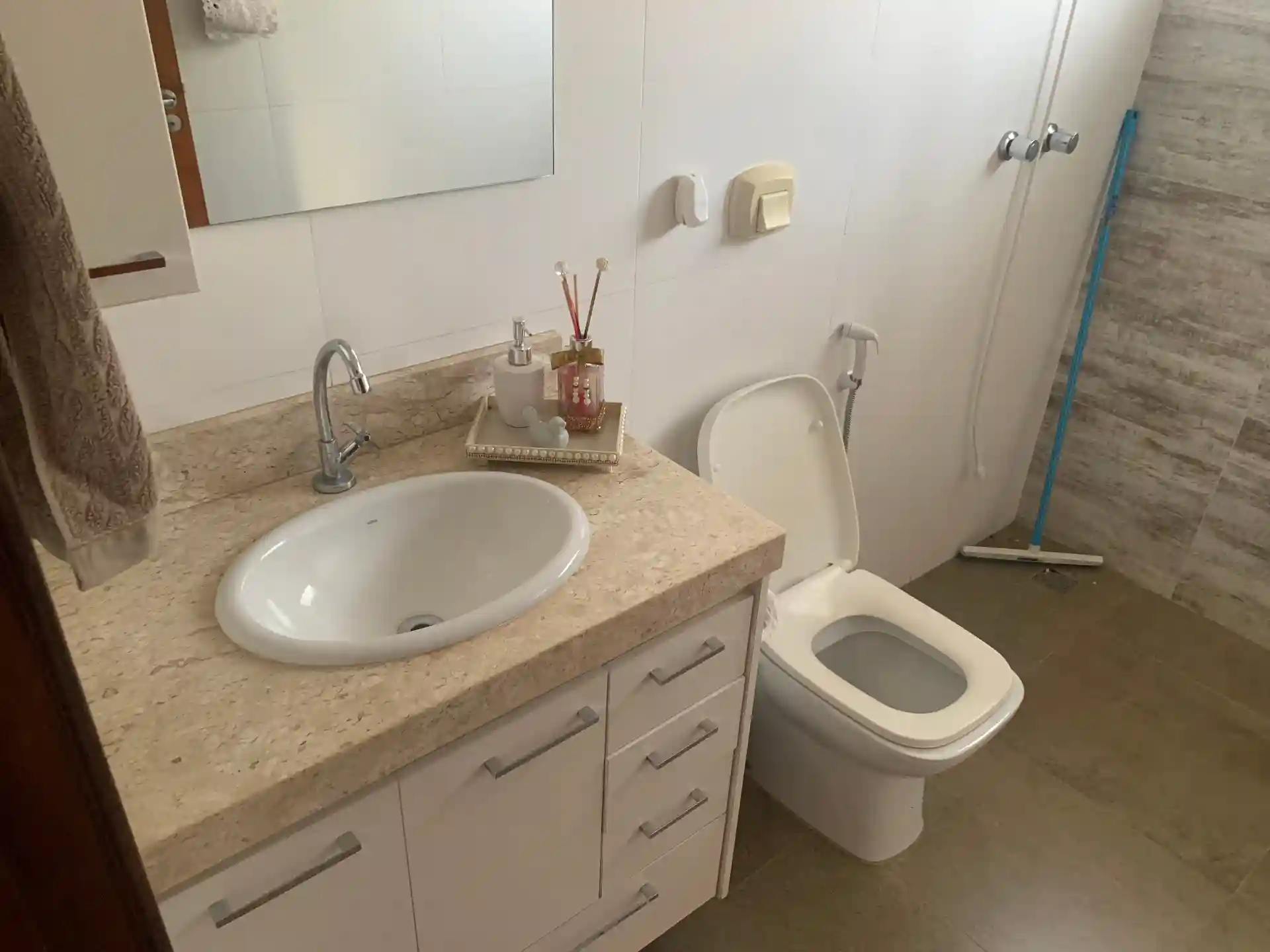 Casa com 3 quartos à venda, 200m² — foto 12 de 30