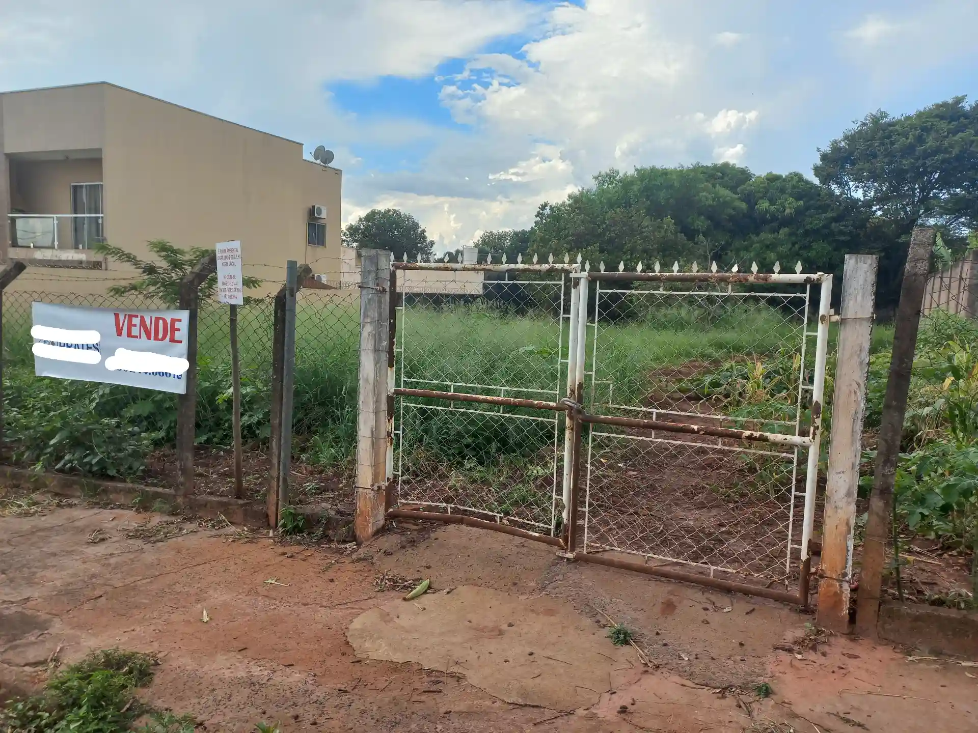 Terreno / Lote / Condomínio  à venda, 968m² — foto 3 de 5