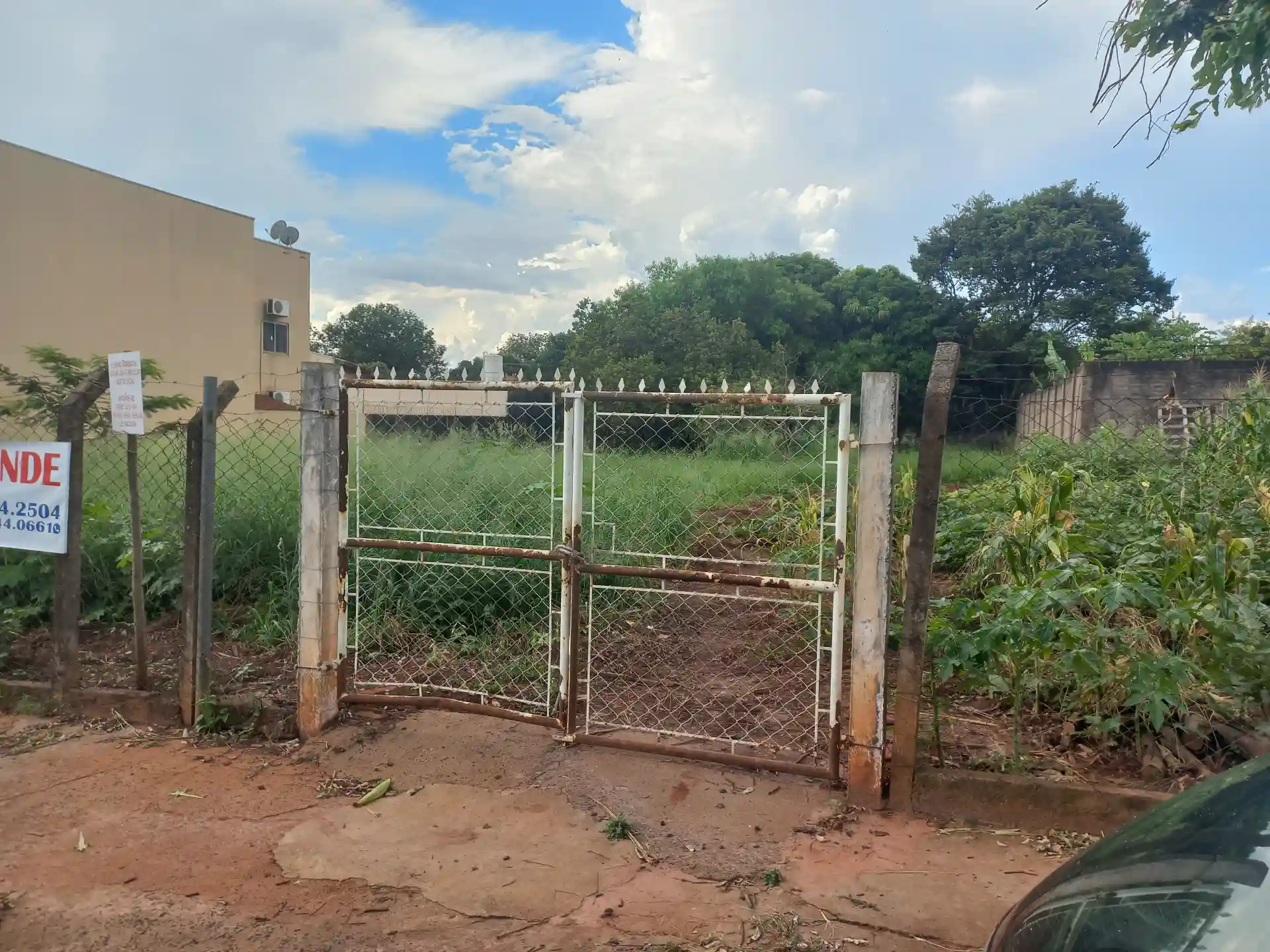 Terreno / Lote / Condomínio  à venda, 968m² — foto 2 de 5