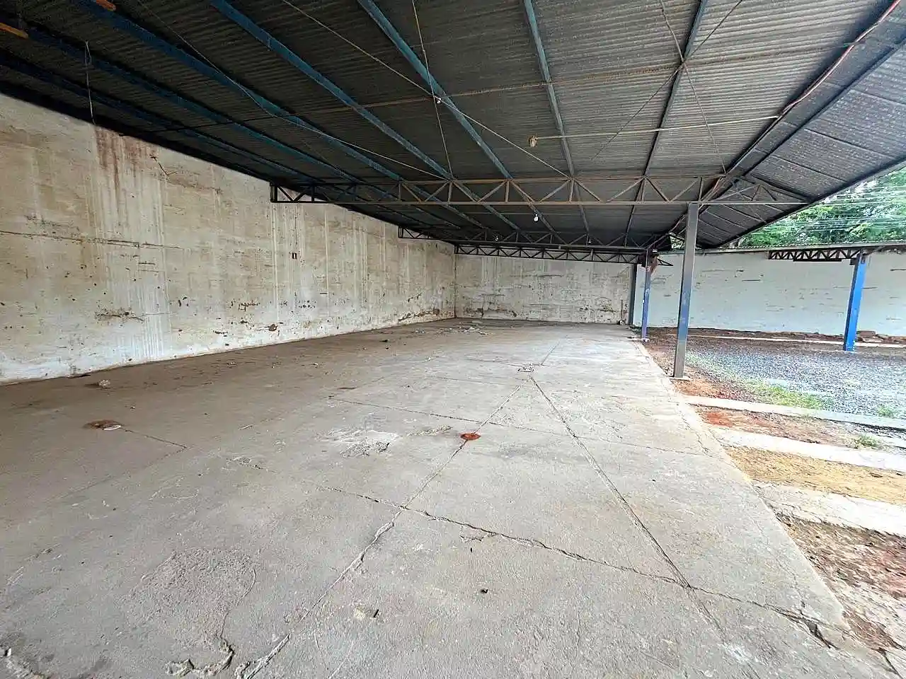 Galpão / Depósito / Armazém  para aluguel, 1570m² — foto 7 de 15