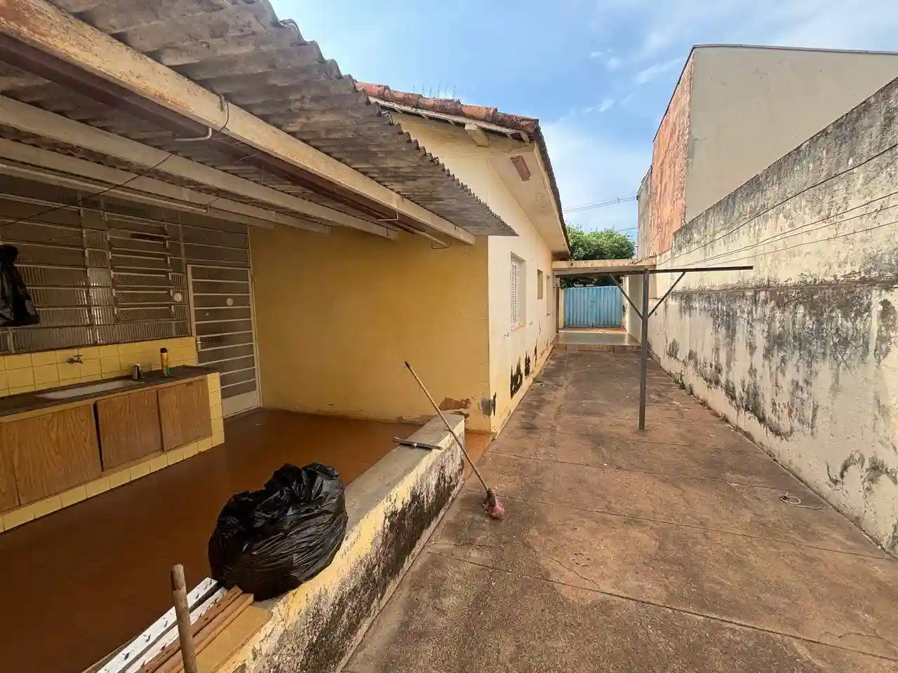 Casa com 2 quartos à venda, 230m² — foto 18 de 19