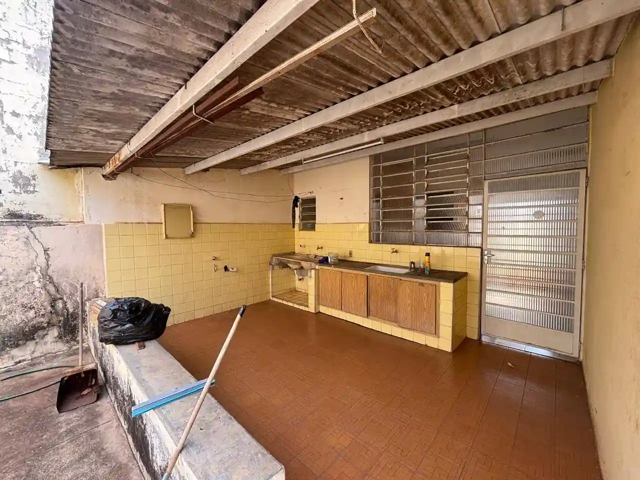 Casa com 2 quartos à venda, 230m² — foto 16 de 19