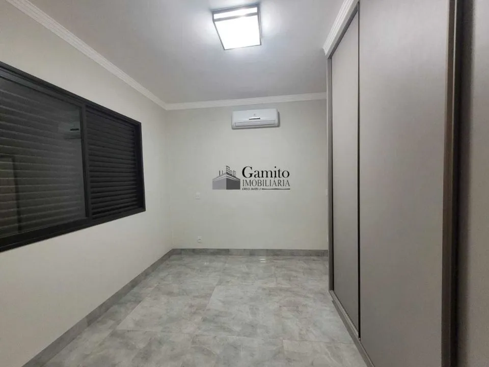 Casa de Condomínio à venda — foto 2 de 10