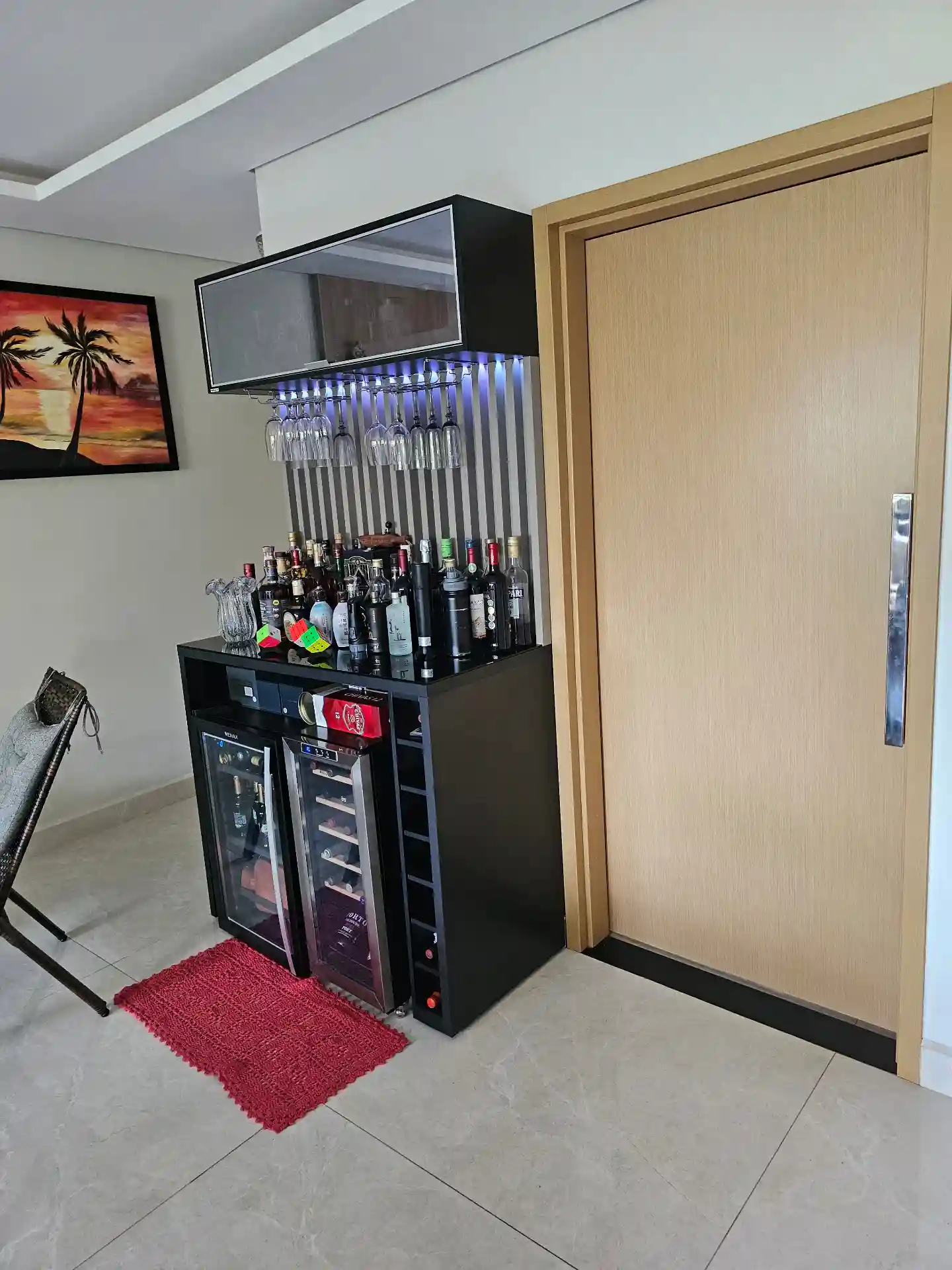 Apartamento com 3 quartos à venda, 130m² — foto 1 de 2